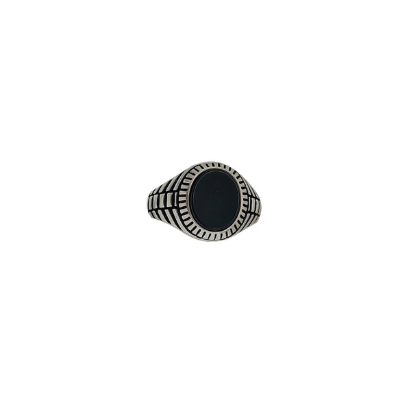 Round Black Onyx Ring (Silver)