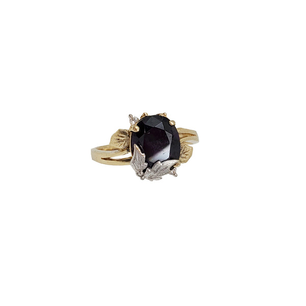 Zirconia Birthstone Ring (14K)