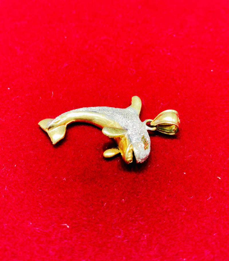 Two-tone Dolphin Pendant (14K).