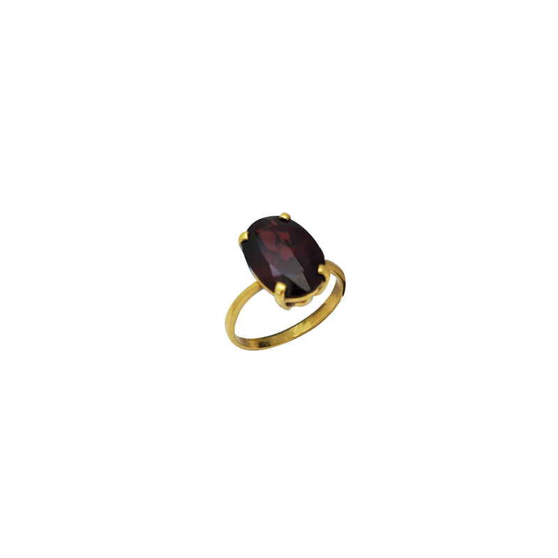 Oval Garnet Ring (18K)