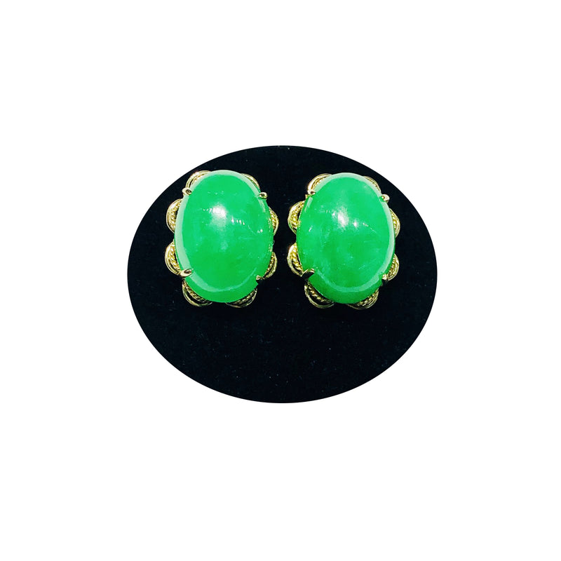 Oval Jade Cabochon Earring (14K)