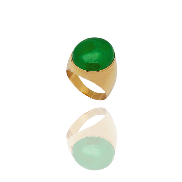 Ultra-Light Cabochon Oval Jade Ring (14K)